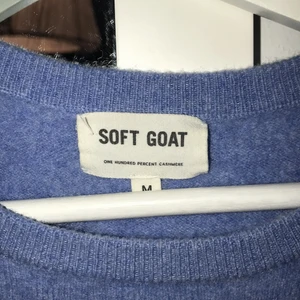 Soft goat t-shirt  - Knappt använd tröja från soft som endast är använd ett fåtal gånger💞 köpt för 1800kr