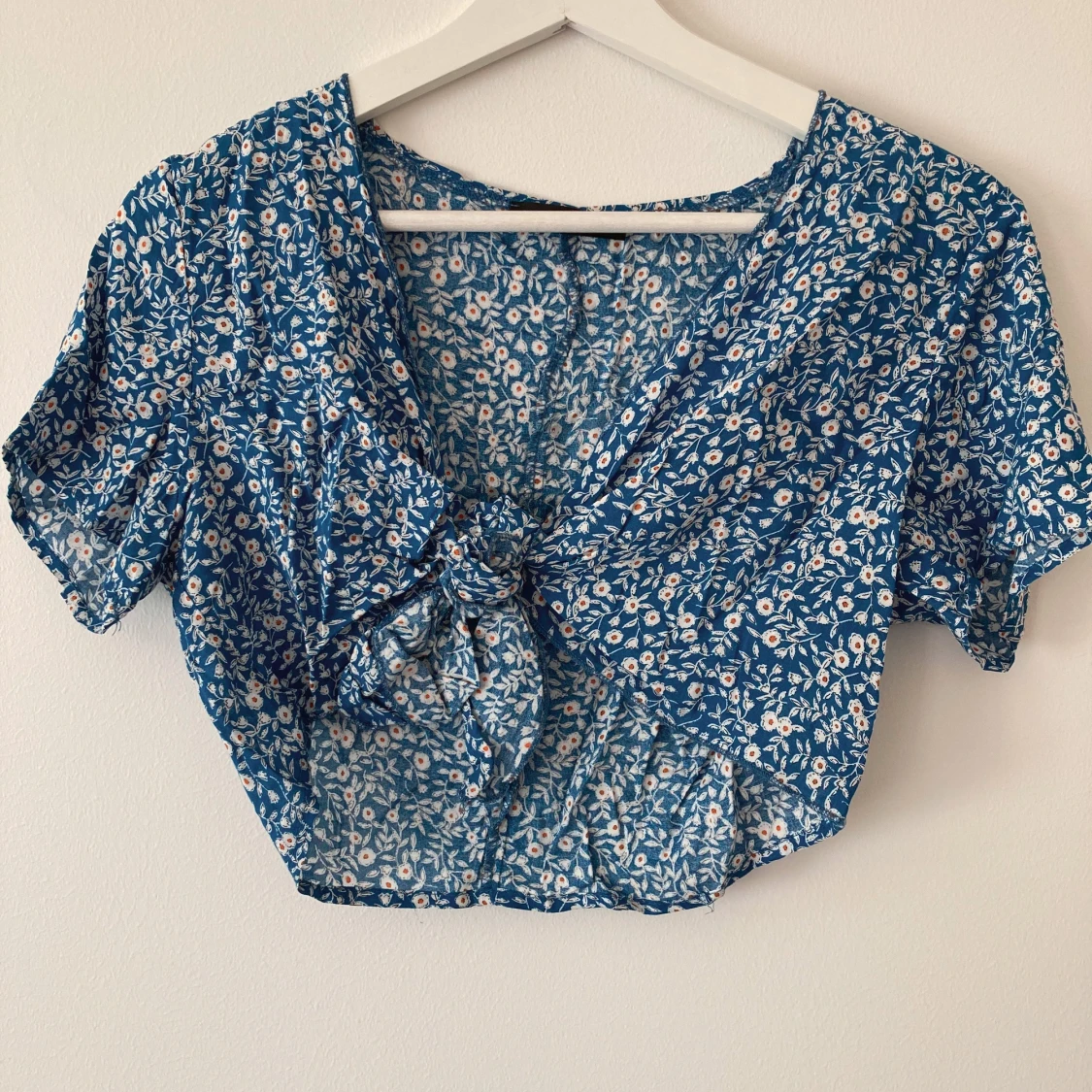 Småblommig topp stl. S, Shein