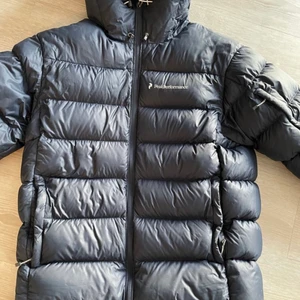 Peak performance  - Peak performance i fint skick. Storlek L 