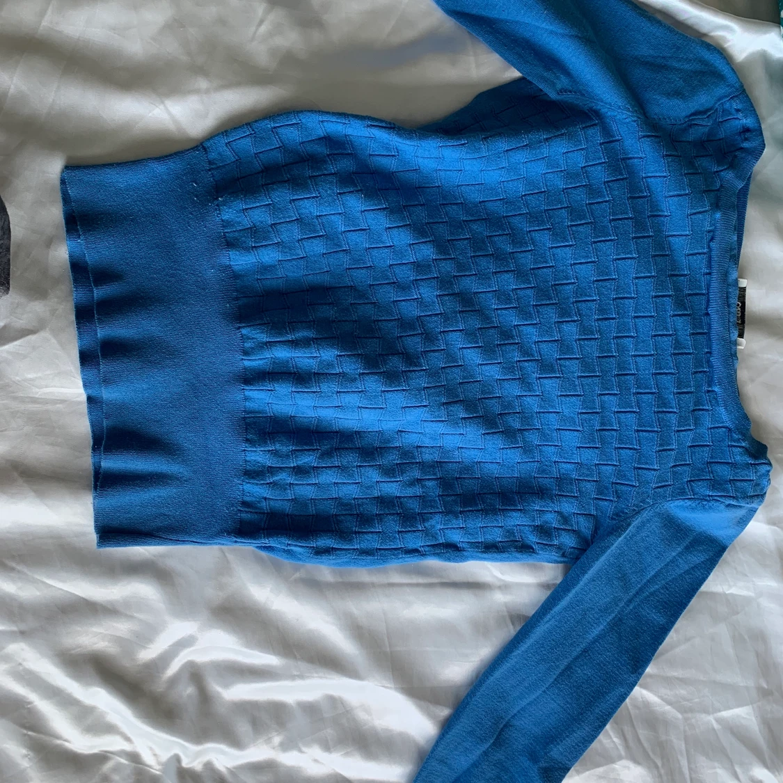 Blå tröja med trekvarts armar, str S - 90