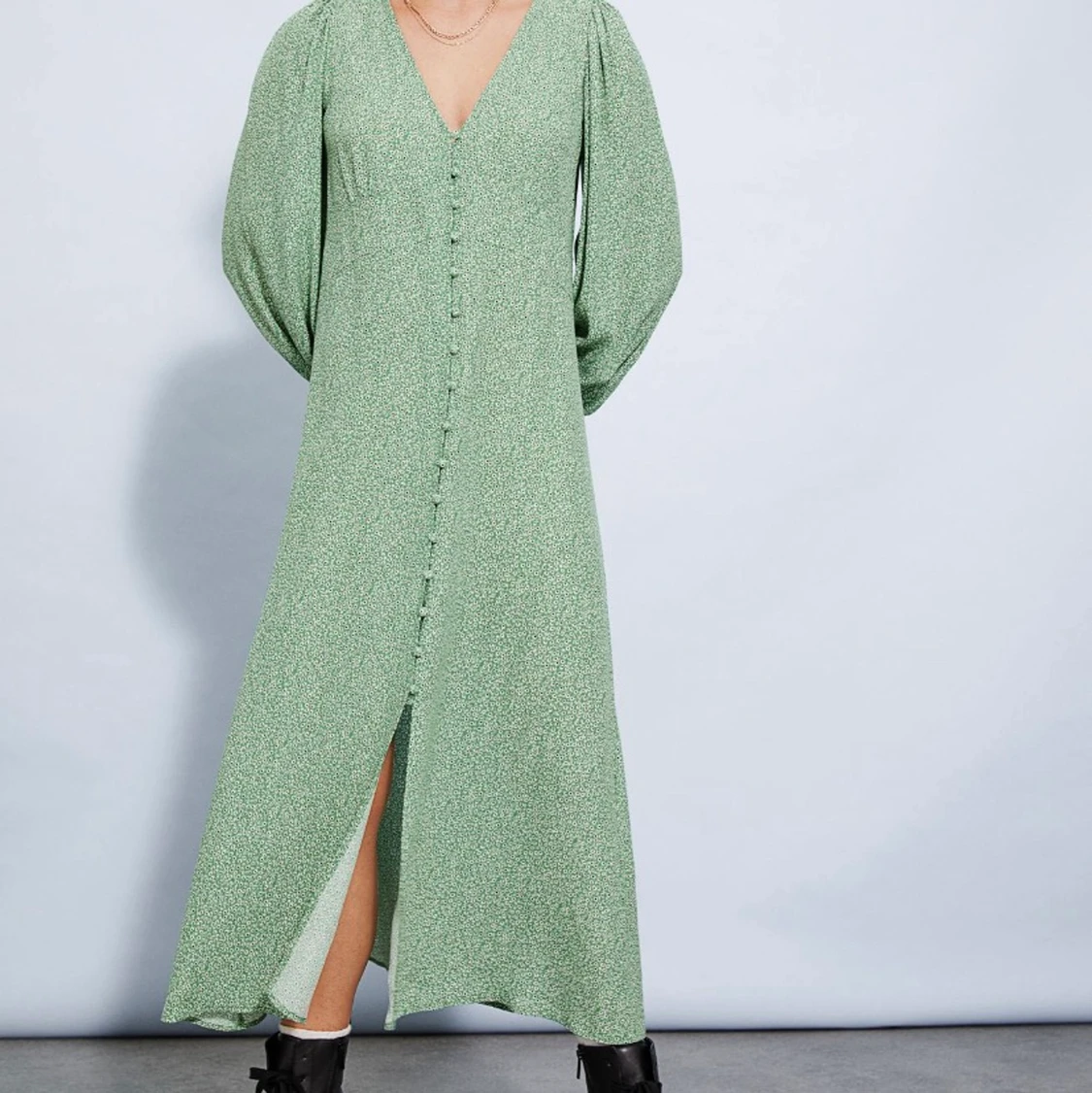 Intressekoll slutsåld klänning - 91