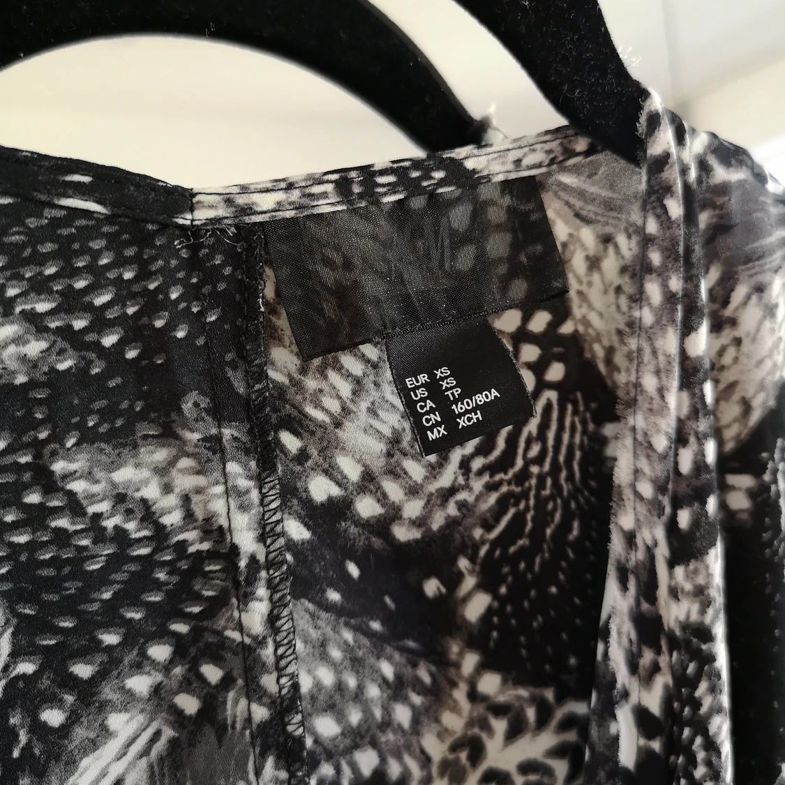 Omlottblus från H&M i storlek XS - 91