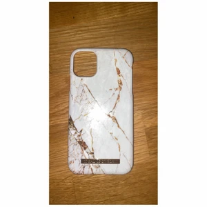 Helt nytt iPhone 11  - Inga skador eller repor tar gärna Swish 