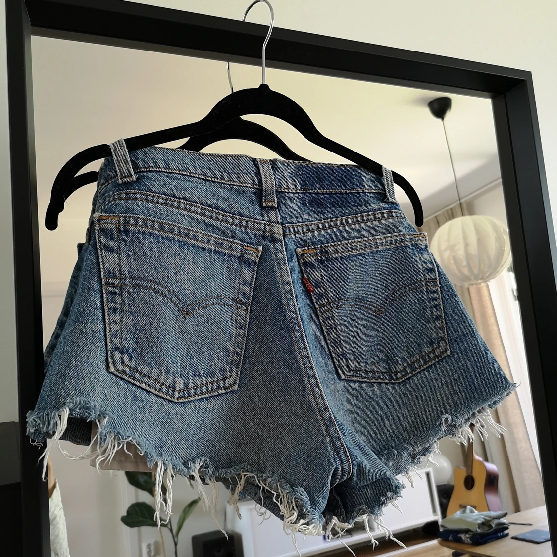 Levi's jeansshorts i storlek S - 90