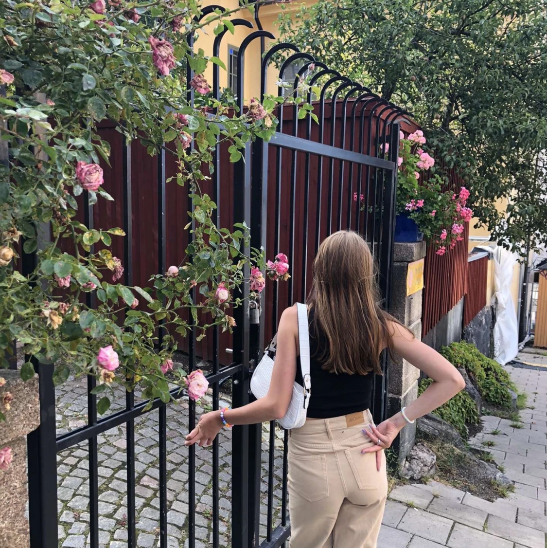 Snygga high waisted jeans monki