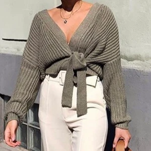 Zara tröja  - Jättefin tröja från zara! Säljer då den inte kommer till användning. Väldigt fin och elegant