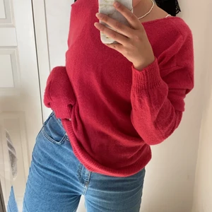 Stickad rosa tröja - Oanvänd tröja från nakd!! Så fin färg, storlek XS