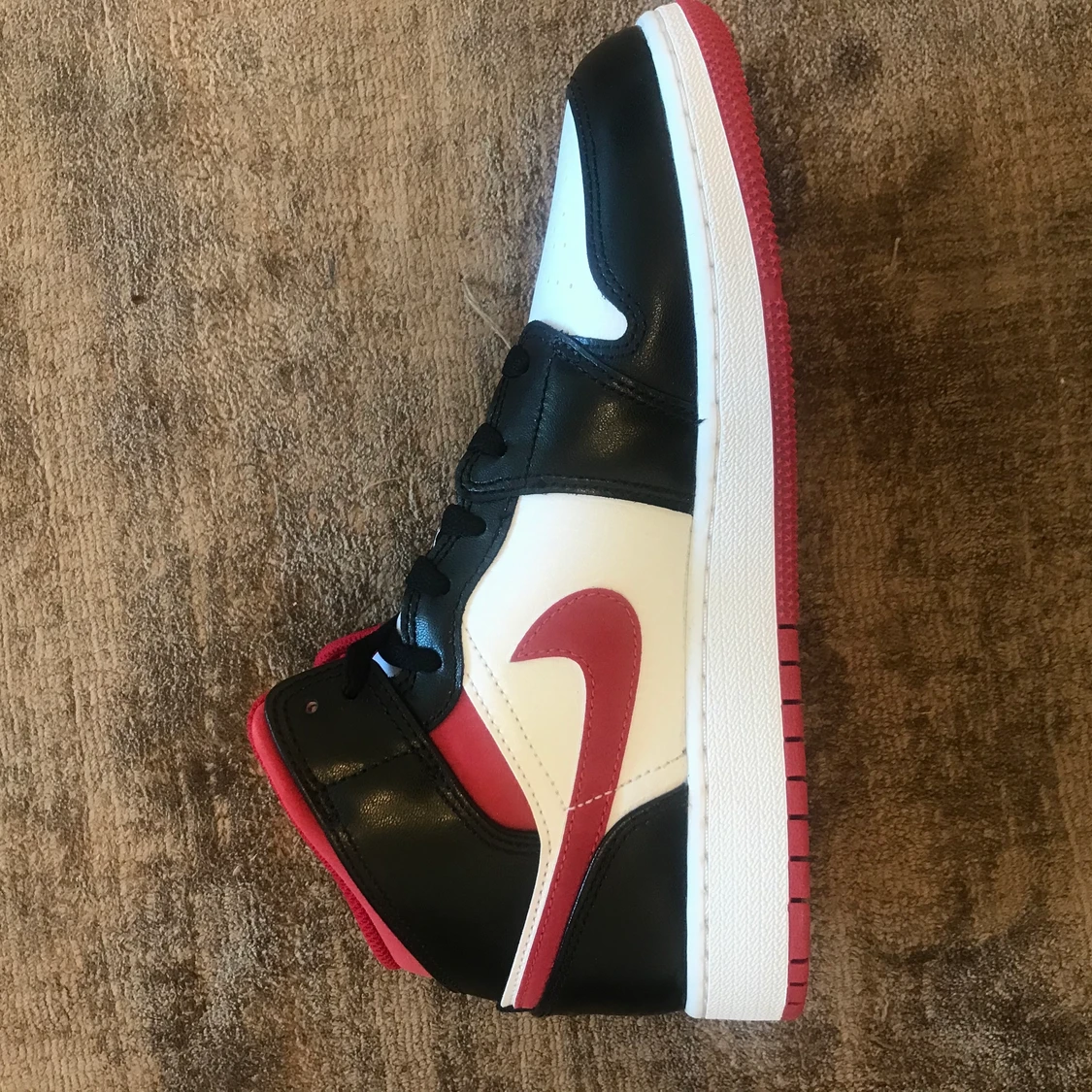 Jordan 1 Mid Gym red - 90