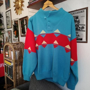 Vintage stickad tröja  - Coolaste vintage tröjan!!! Fint skick. Stl herr L ungefär.