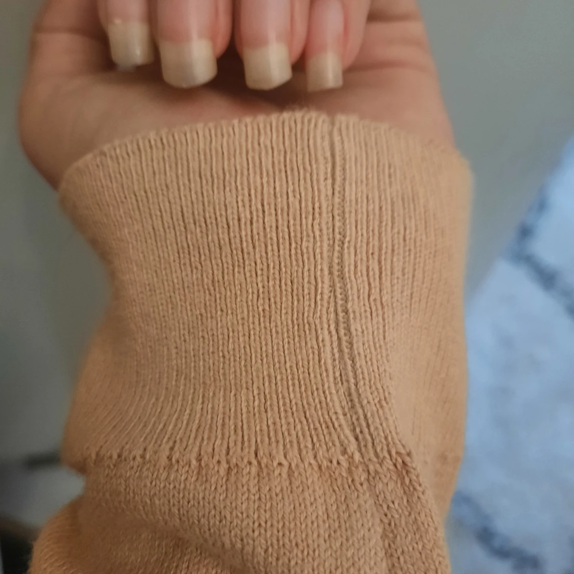 V neckline sweater - 91