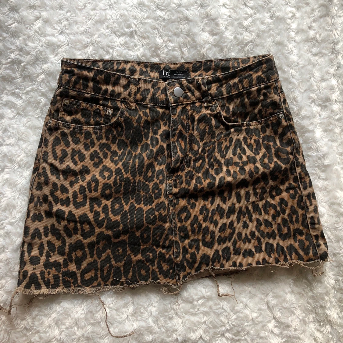 Leopard kjol från Zara  - 90