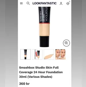 Säljer en smashbox foundation då färgen blev helt fel! Den är enbart testat en gång och inköpt mars 2021. ”Studio Skin Full Coverage 24H Foundation 2.0 Light - Warm Undertone”