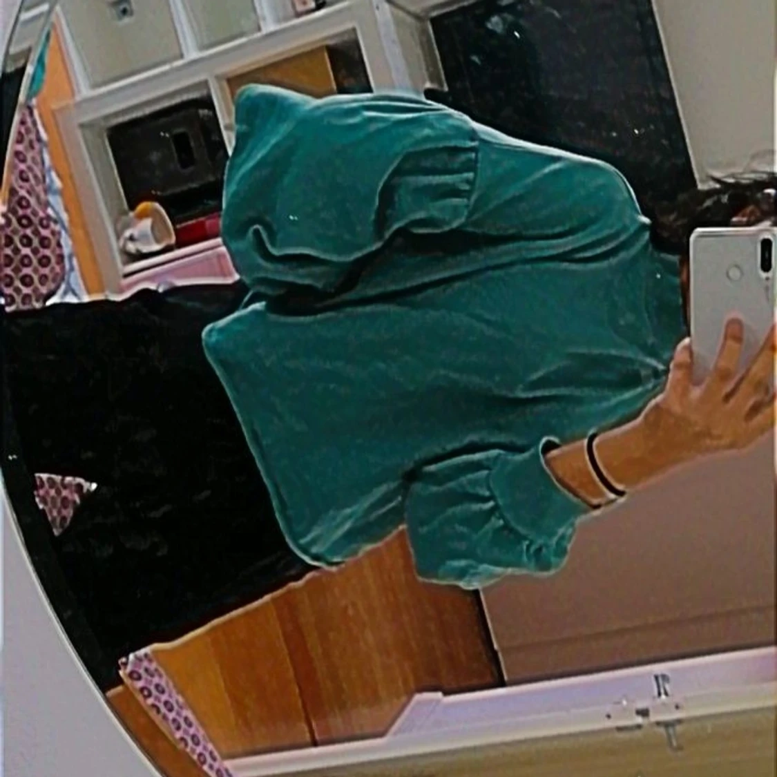 Sweatshirt i färgen turkos eller grön blå