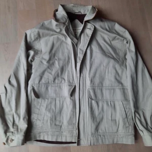 Vintage jacka - Vintage jacka i storlek L. Sitter mer som en M.