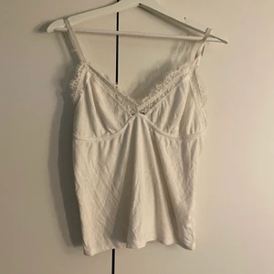 Linne  - Linne från bikbok, jätte snyggt! 