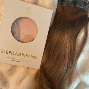 Äkta hår Hairband  - Helt nytt hairband från Rapunzel. Enbart testat. Passar tyvärr inte min egen färg. Nypris 2000kr. Pris kan diskuteras.