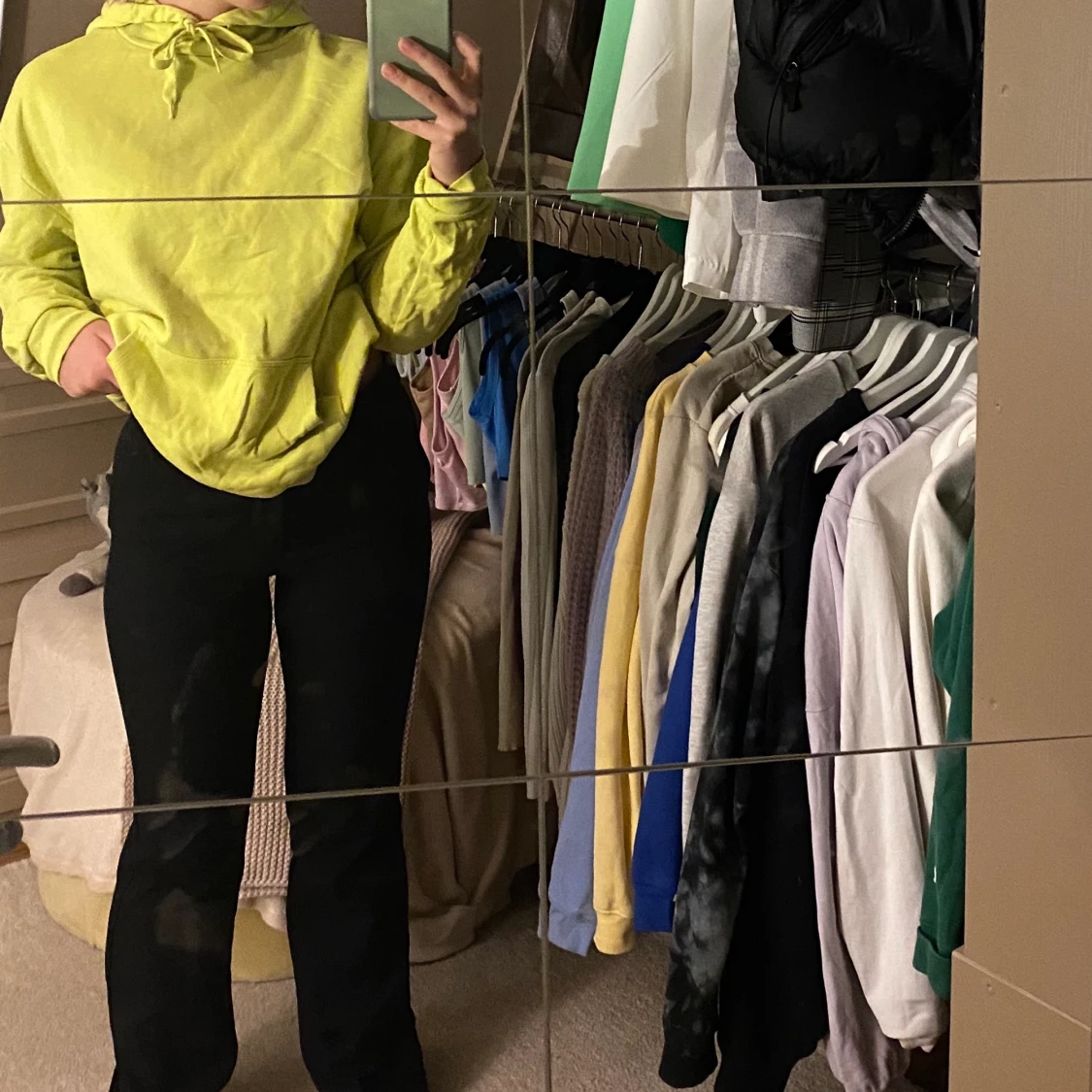 Gul/neon hoodie  - 91