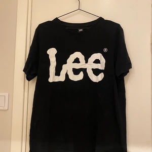 Lee - Lee Tshirt storlek L