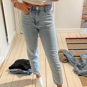 Sköna jeans från Gina i storlek 34!😇
