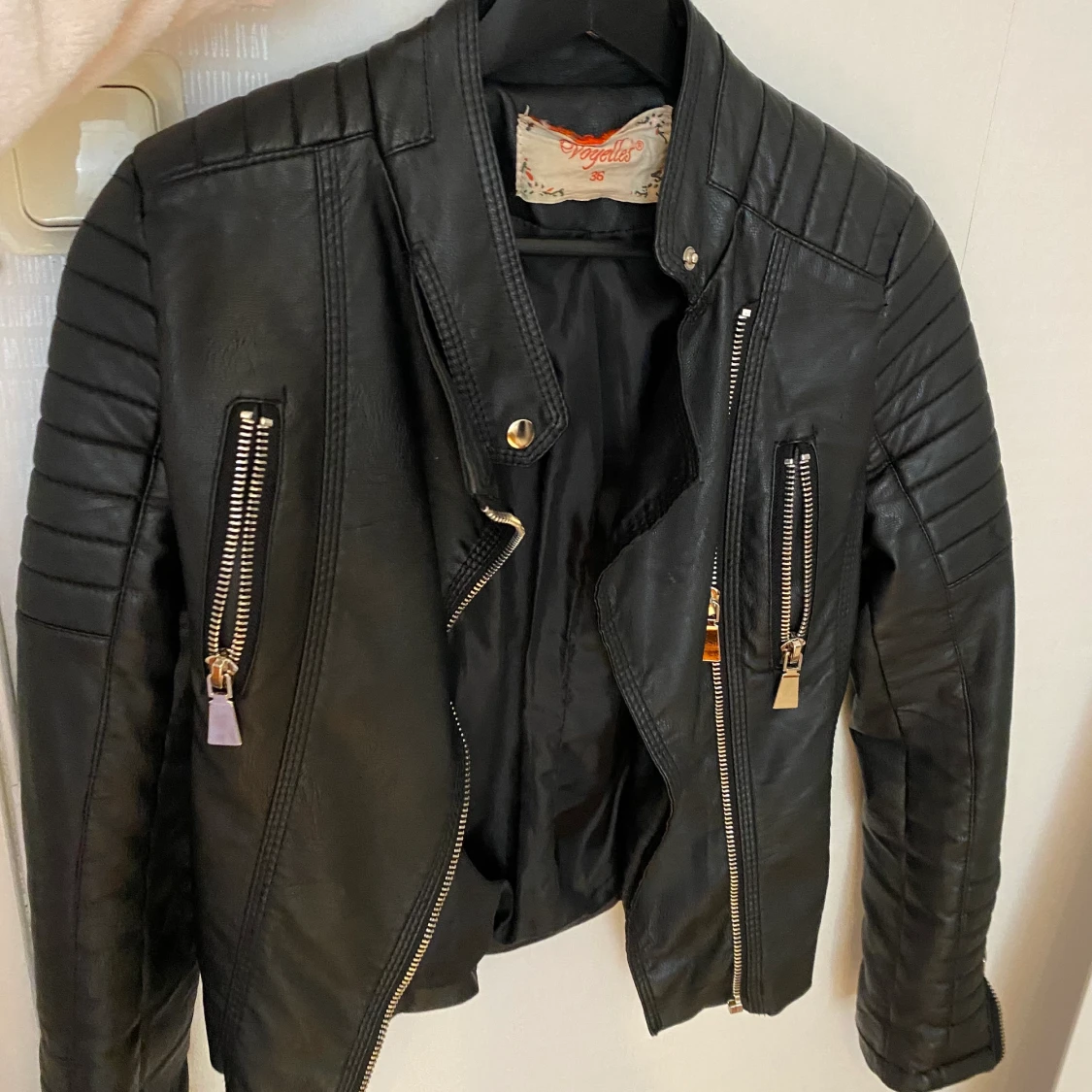 SKINNJACKA CHIQUELLE  - 91