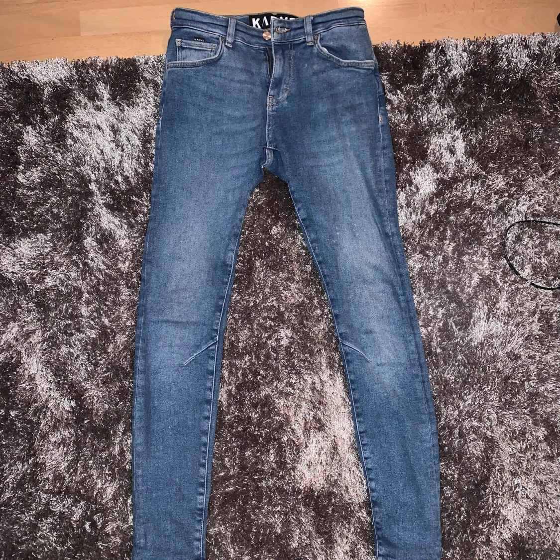 Karve jeans strl 28