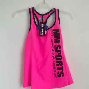 MM sports träningslinne, strl S - träningslinne. mm sports. strl S. oanvänt