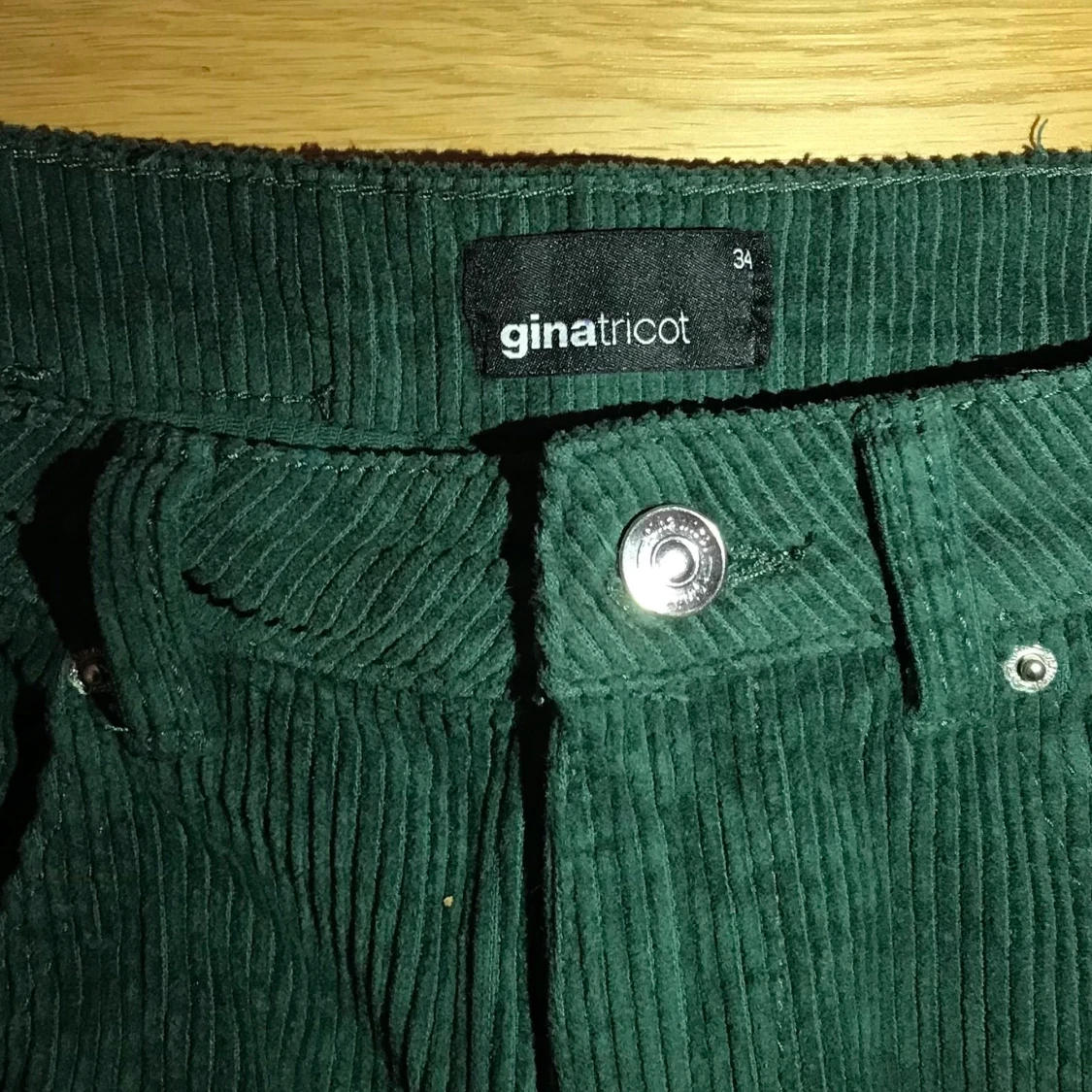 Gröna Manchesterbyxor  - 91