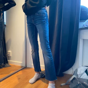 Jeans - Köpare står för frakt