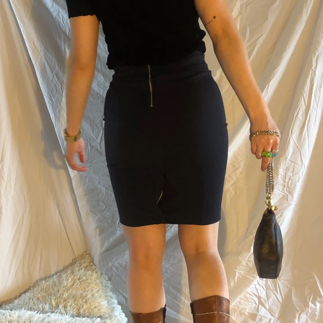 Marinblå kjol från VILA - 91