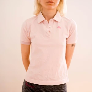 Piké från Kappa - Oanvänd ljusrosa pikétröja! 