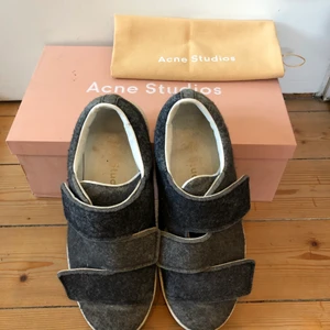 Skor Acne strl 40 - Acne skor strl 40 nypris ca 3000