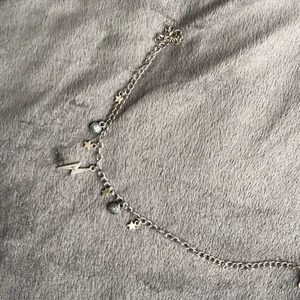 Halsband - Säljer detta fina halsband