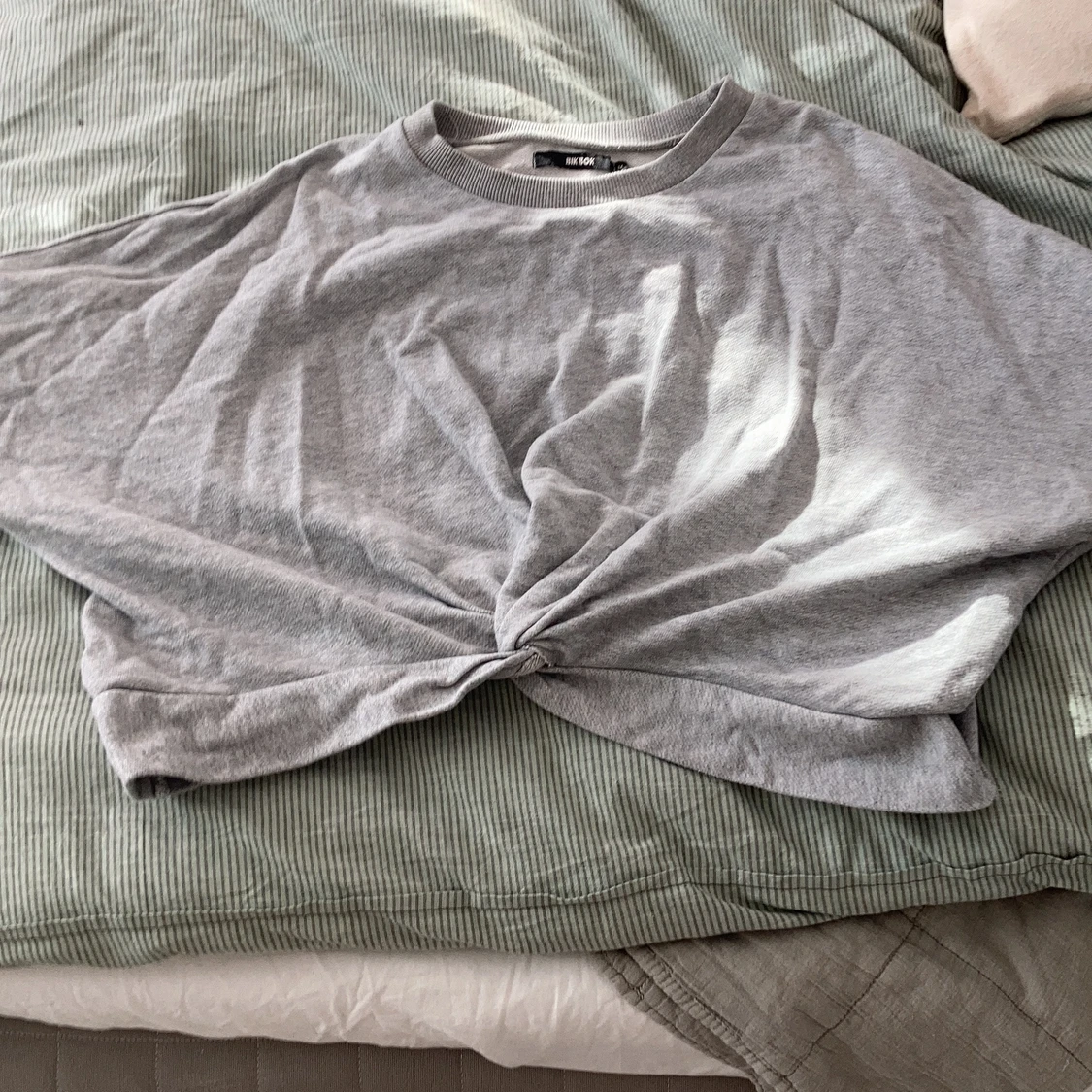 Bikbok grå tröja  - 91