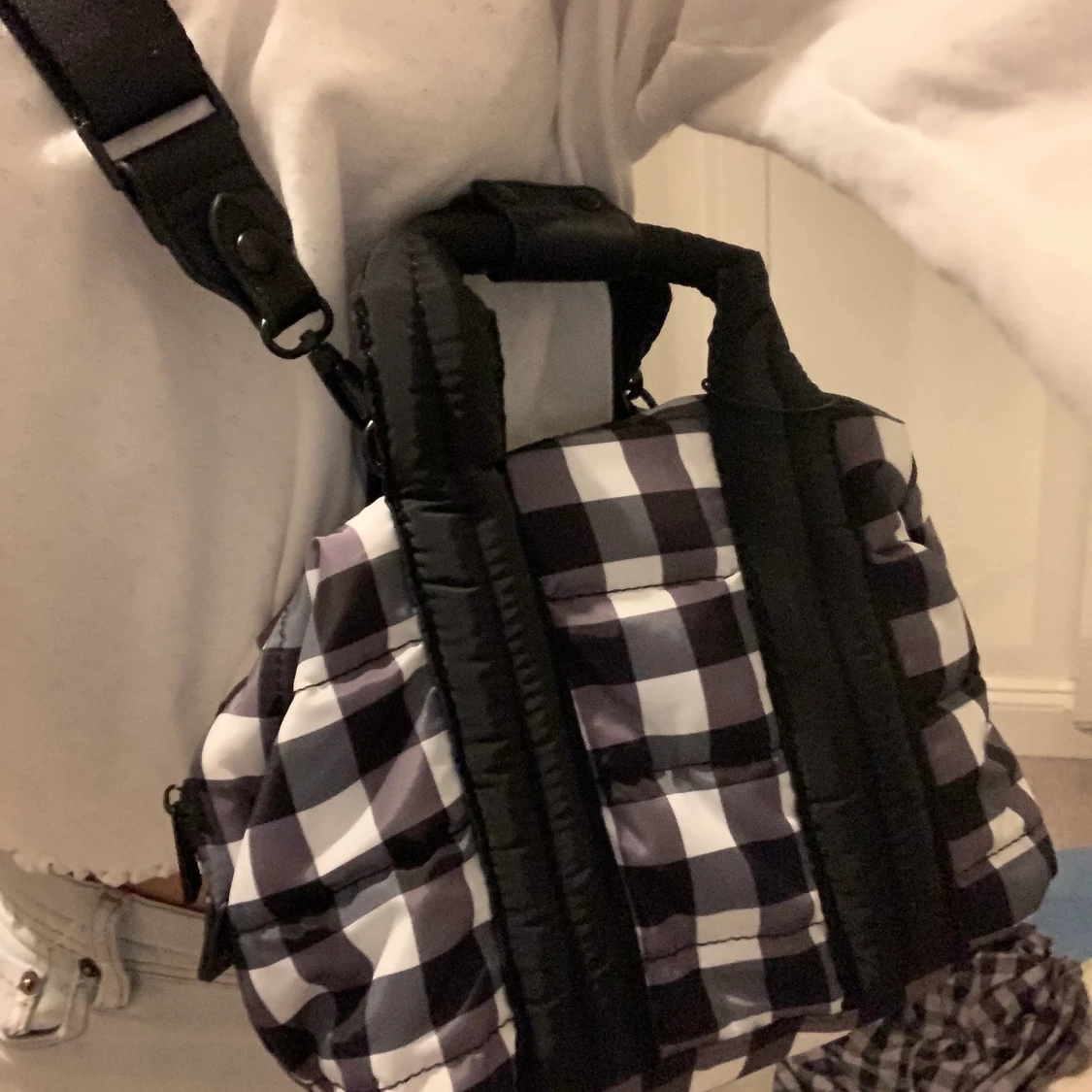 Rutig axelremsväska från zara - 91