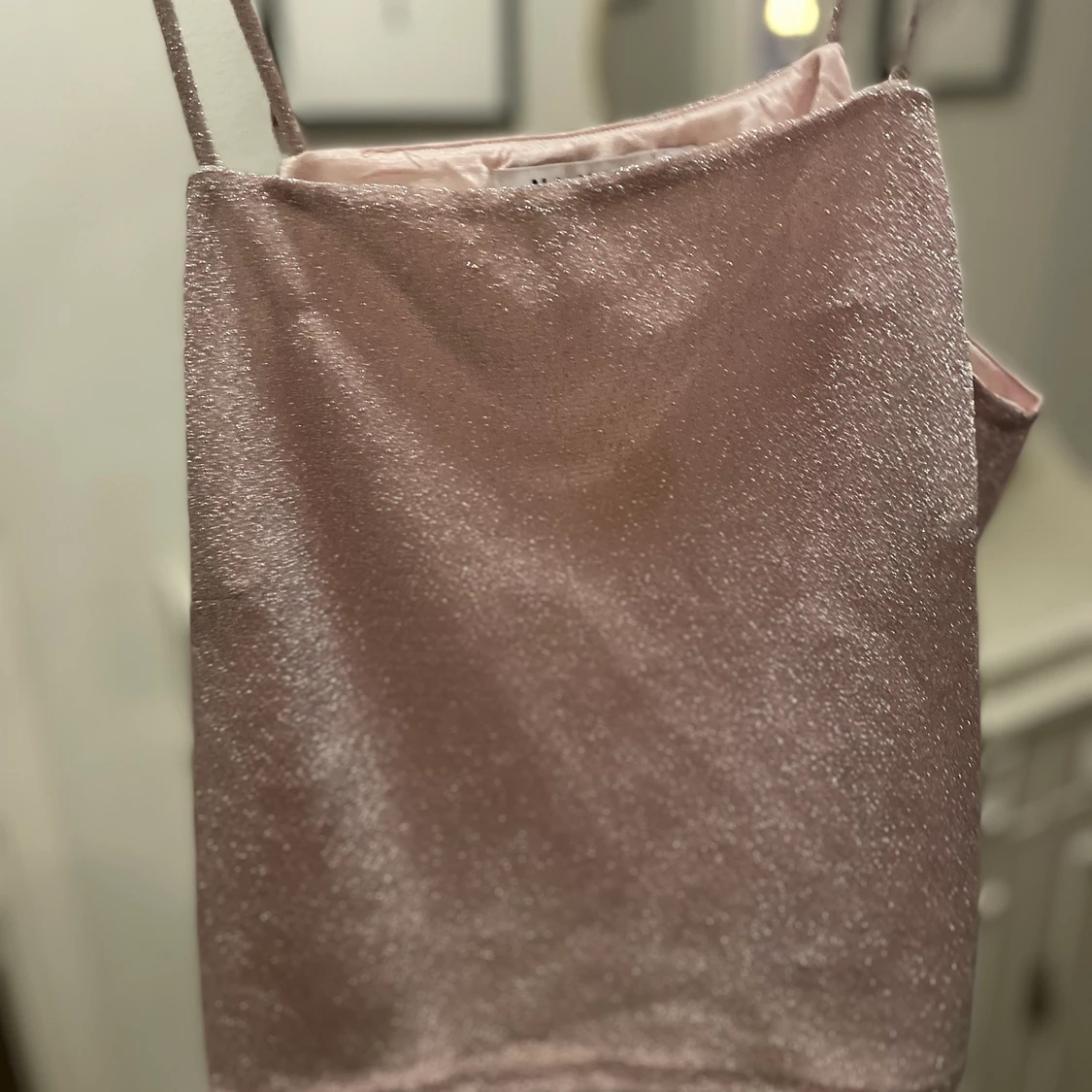 Rosa glittrigt linne - 90