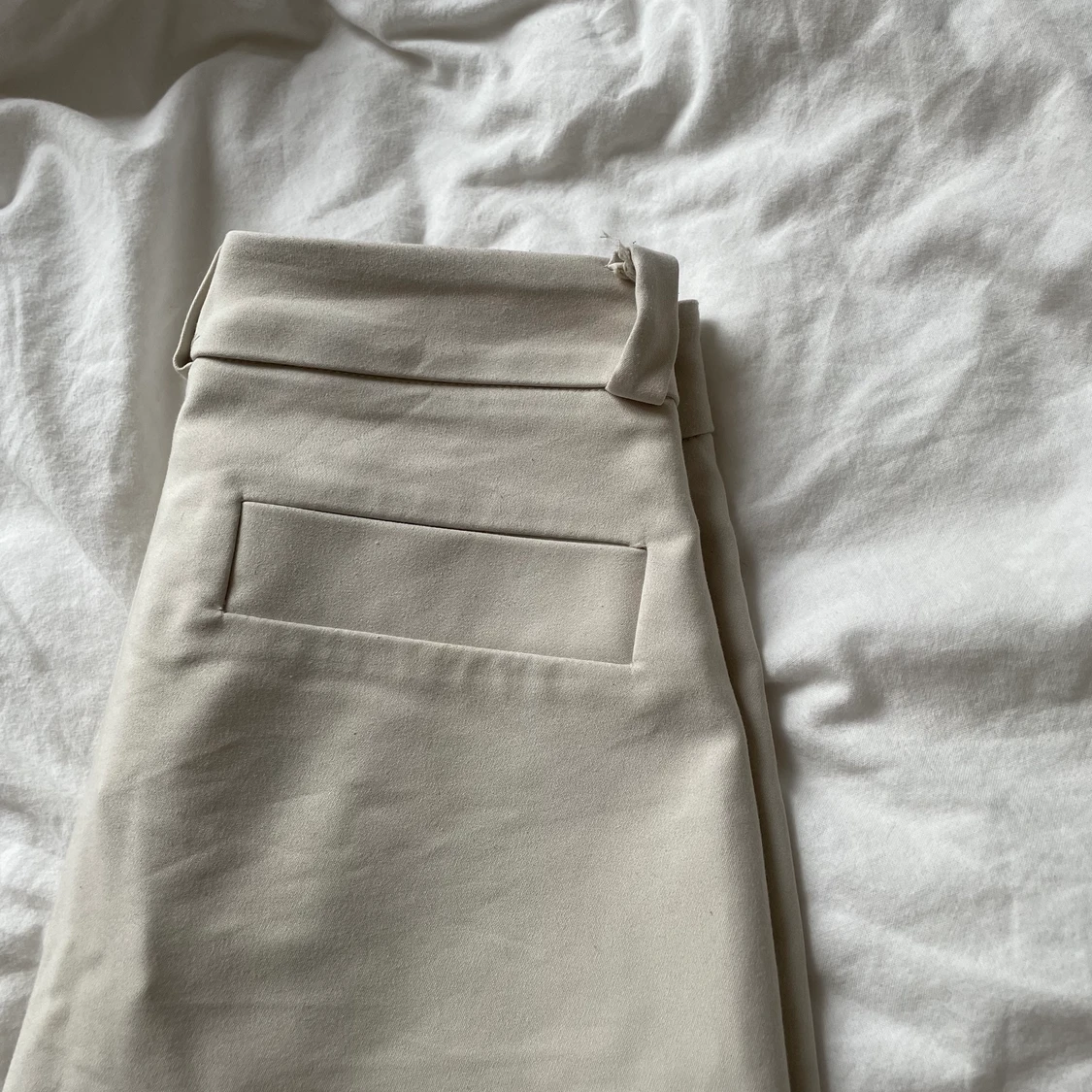 URSNYGGA KOSTYMBYXOR