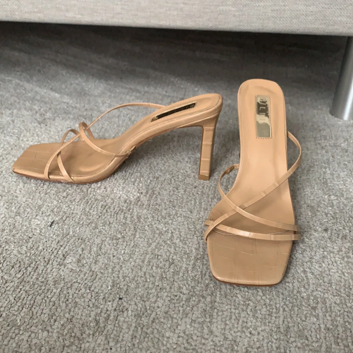 fina klackar ifrån whitefoxboutique! 