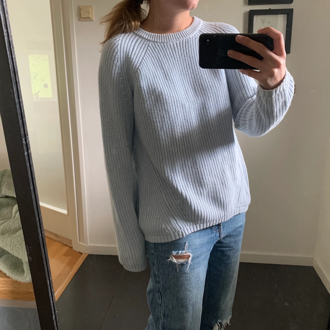 Ljusblå stickad tröja - 91