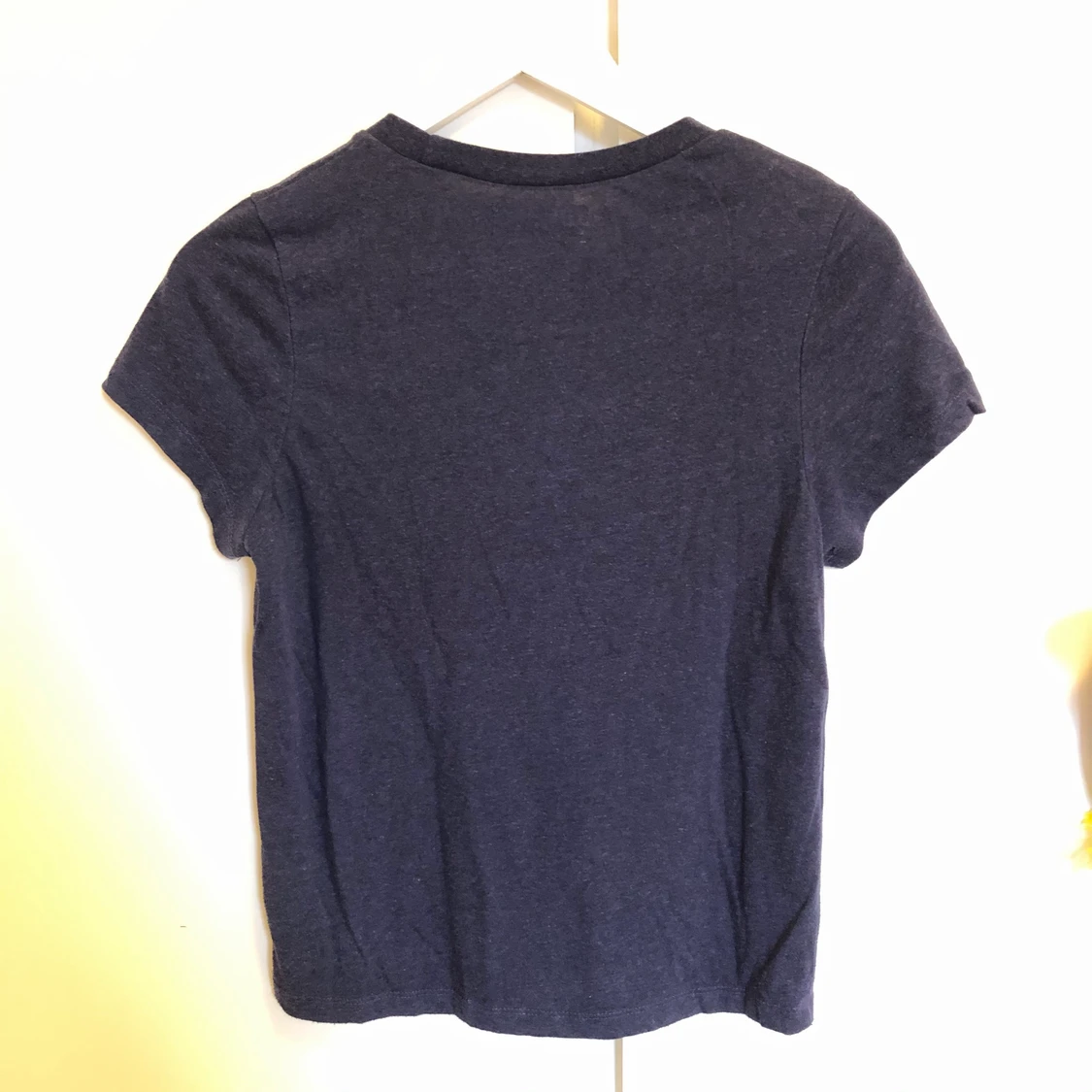 Marinblå t-shirt - 90