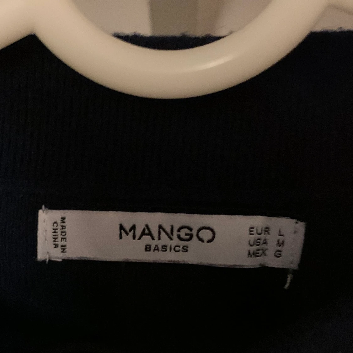 Tjock långärmad tröja från Mango i str L - 90