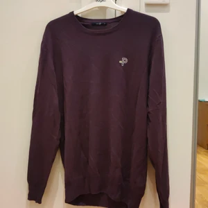 Pelle P sweatshirt  - Säljer nu min Pelle P sweatshirt, jag skulle säga storlek M även om det står S. Gratis frakt kan lösas om snabb deal.