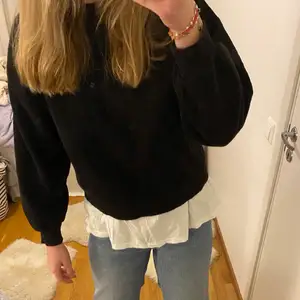 Svart sweatshirt från Gina i fint skick!