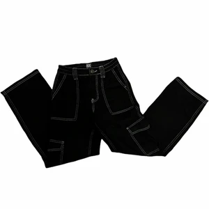 Urban outfitters cargo pants  - Cute urban pants that have packets on the side and back of the pants. The pants a new and haven’t been worn ✨✨