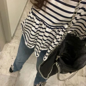 Randig tröja ifrån zara💓💓 - Randig tröja ifrån zara!!💓 säljer då den inte längre kommer till användning💓 LÅNAD BILD!!💓