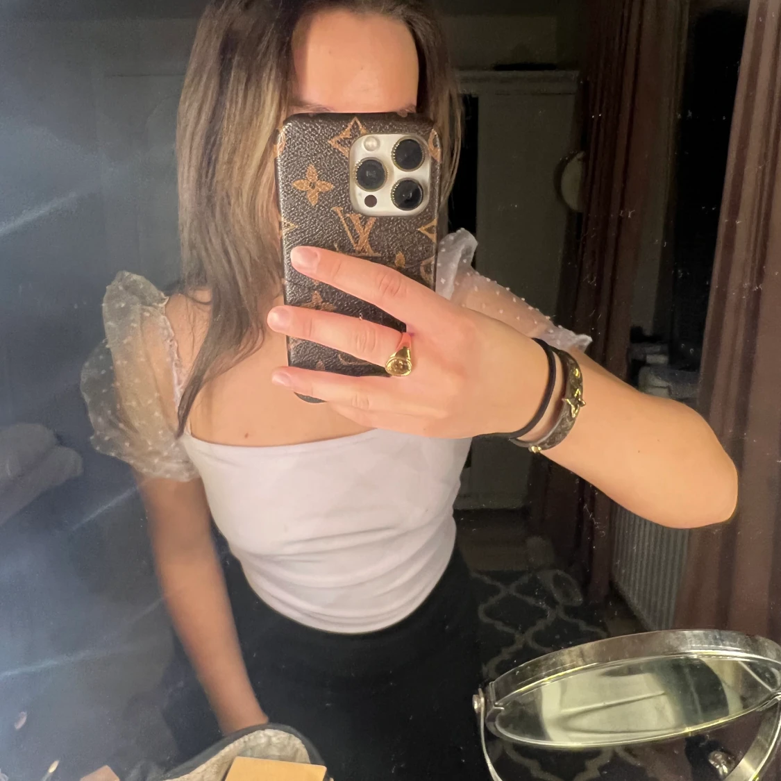 Fin topp med mesh armar