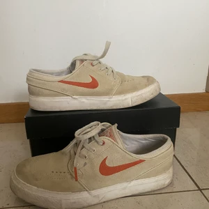 Stefan janoski nike sb zoom - Beige/orange nike skate sko. ”Skate sko”