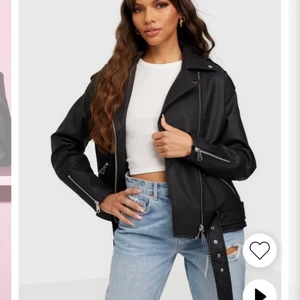 Missguided skinnjacka - Helt ny skinnjacka med prislapp från missguided/nelly. nypris 500✨mitt pris 350+frakt💓