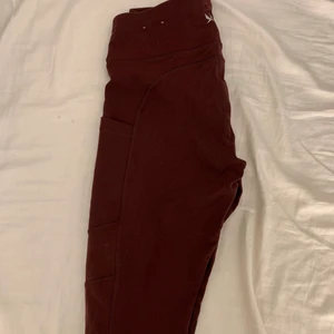 Soc tights  - Trånignstights i storlek L från märket soc men fickor på båda benen!