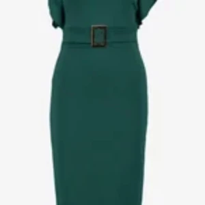 Sommarklänning - Jättefin sommarklänning från Wal.G i toppenskick. Funkar till alla fina middagar. Guldspänne i midjan är en så fin detalj. Storlek 36 