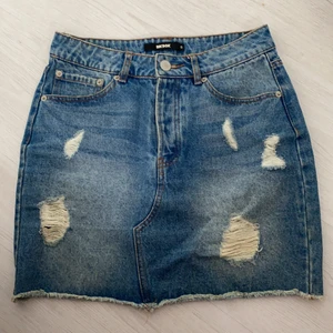 Jeans kjol  - Jeans kjol från bikbok storlek s